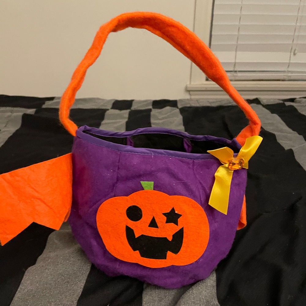 Handmade Halloween purple orange bag felt soft decorative candy holiday basket
